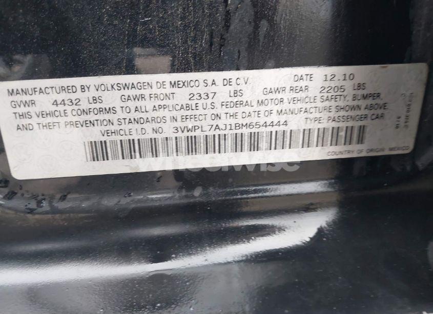 Photo 9 of 2011 Volkswagen Jetta SPORTWAGEN 2.0L TDI (VIN 3VWPL7AJ1BM654444)