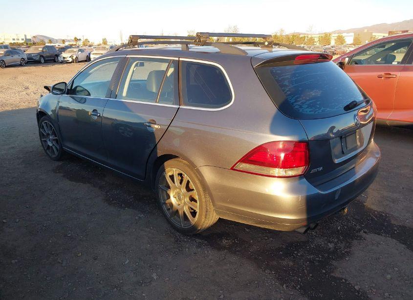 Photo 3 of 2012 Volkswagen Jetta SPORTWAGEN 2.0L TDI (VIN 3VWPL7AJ1CM622465)