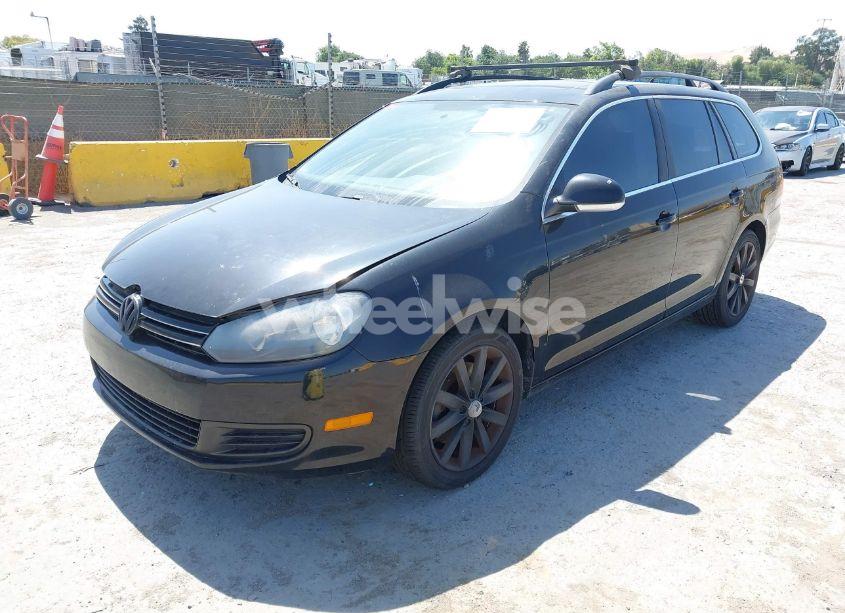 Photo 2 of 2013 Volkswagen Jetta SPORTWAGEN 2.0L TDI (VIN 3VWPL7AJ1DM602282)