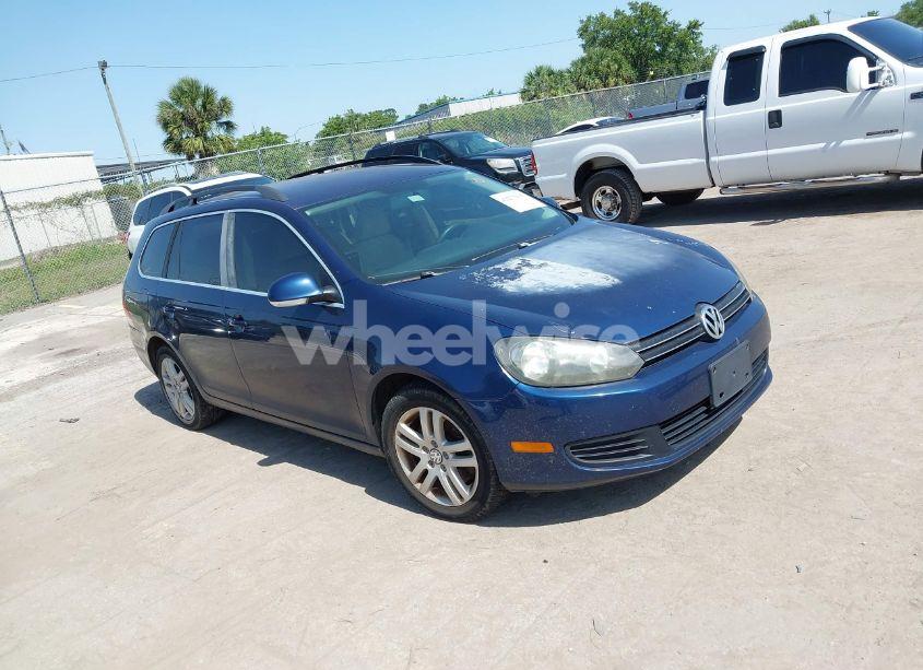 2013 Volkswagen Jetta SPORTWAGEN 2.0L TDI (VIN 3VWPL7AJ1DM663907) main photo