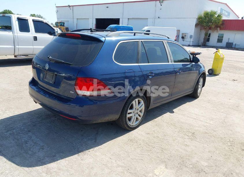 Photo 4 of 2013 Volkswagen Jetta SPORTWAGEN 2.0L TDI (VIN 3VWPL7AJ1DM663907)