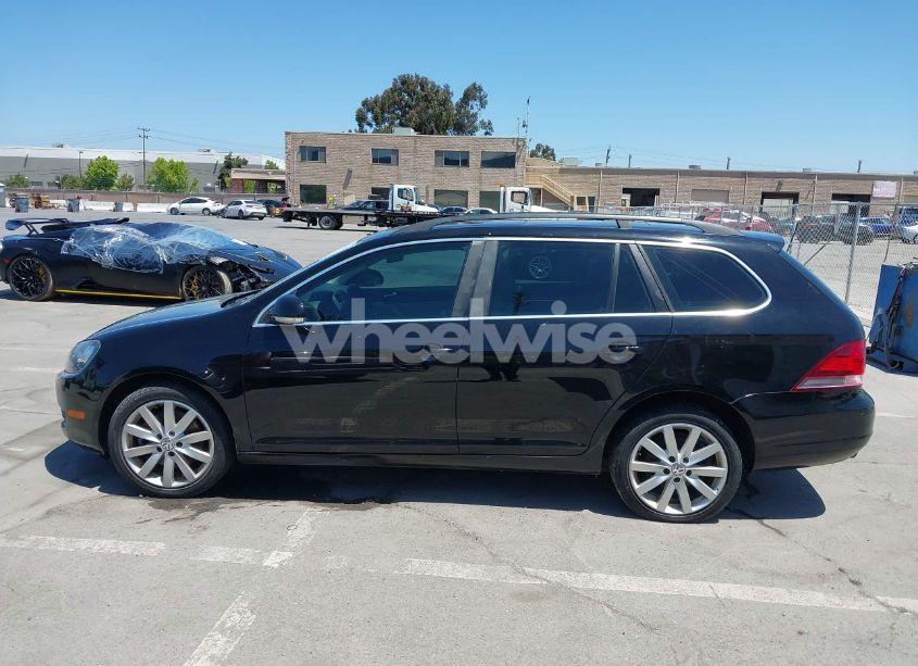 Photo 14 of 2013 Volkswagen Jetta SPORTWAGEN 2.0L TDI (VIN 3VWPL7AJ1DM692811)
