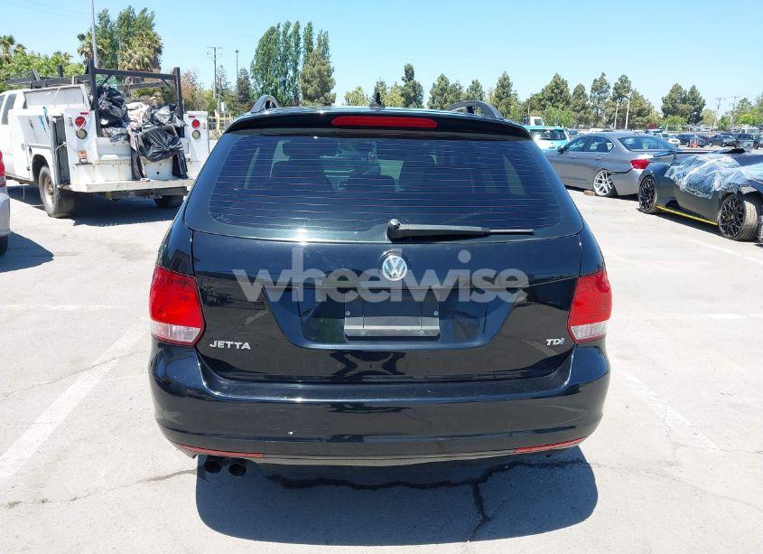 Photo 16 of 2013 Volkswagen Jetta SPORTWAGEN 2.0L TDI (VIN 3VWPL7AJ1DM692811)