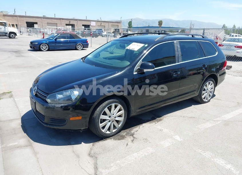Photo 2 of 2013 Volkswagen Jetta SPORTWAGEN 2.0L TDI (VIN 3VWPL7AJ1DM692811)