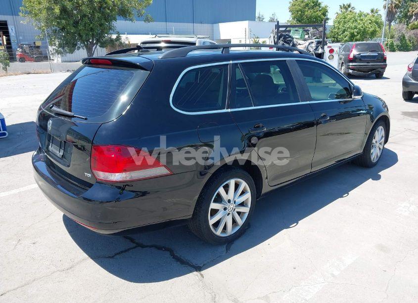 Photo 4 of 2013 Volkswagen Jetta SPORTWAGEN 2.0L TDI (VIN 3VWPL7AJ1DM692811)