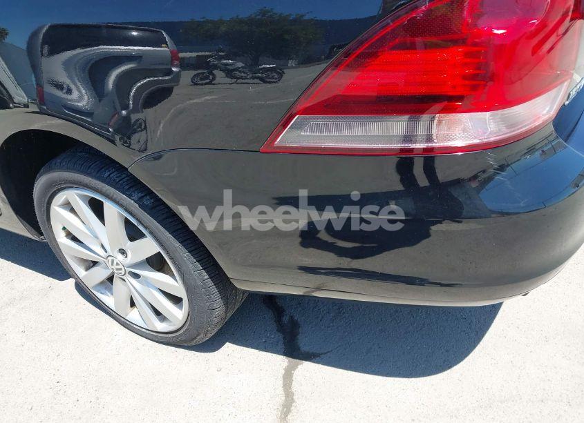 Photo 6 of 2013 Volkswagen Jetta SPORTWAGEN 2.0L TDI (VIN 3VWPL7AJ1DM692811)