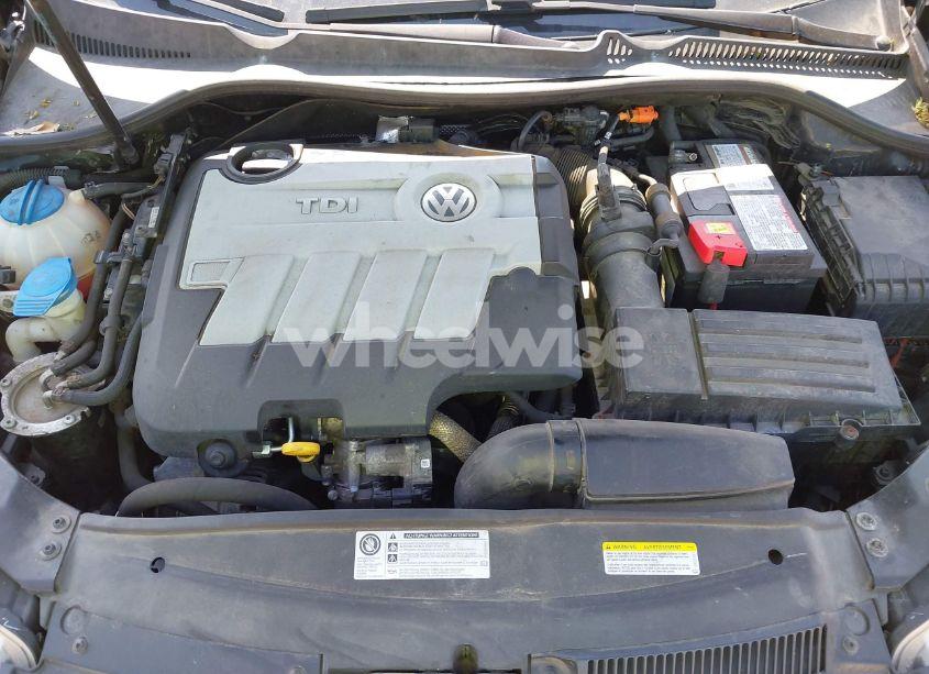 Photo 10 of 2014 Volkswagen Jetta SPORTWAGEN 2.0L TDI (VIN 3VWPL7AJ1EM605894)
