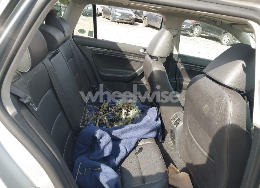 Photo 8 of 2014 Volkswagen Jetta SPORTWAGEN 2.0L TDI (VIN 3VWPL7AJ1EM627958)