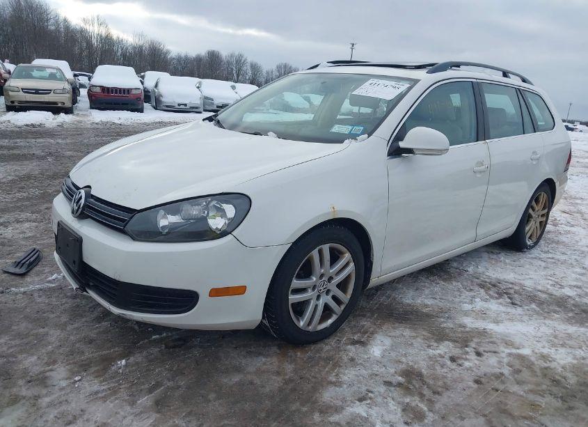 Photo 2 of 2011 Volkswagen Jetta SPORTWAGEN 2.0L TDI (VIN 3VWPL7AJ2BM663220)