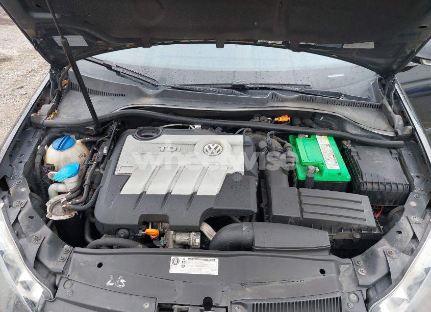 Photo 10 of 2012 Volkswagen Jetta SPORTWAGEN 2.0L TDI (VIN 3VWPL7AJ2CM634950)