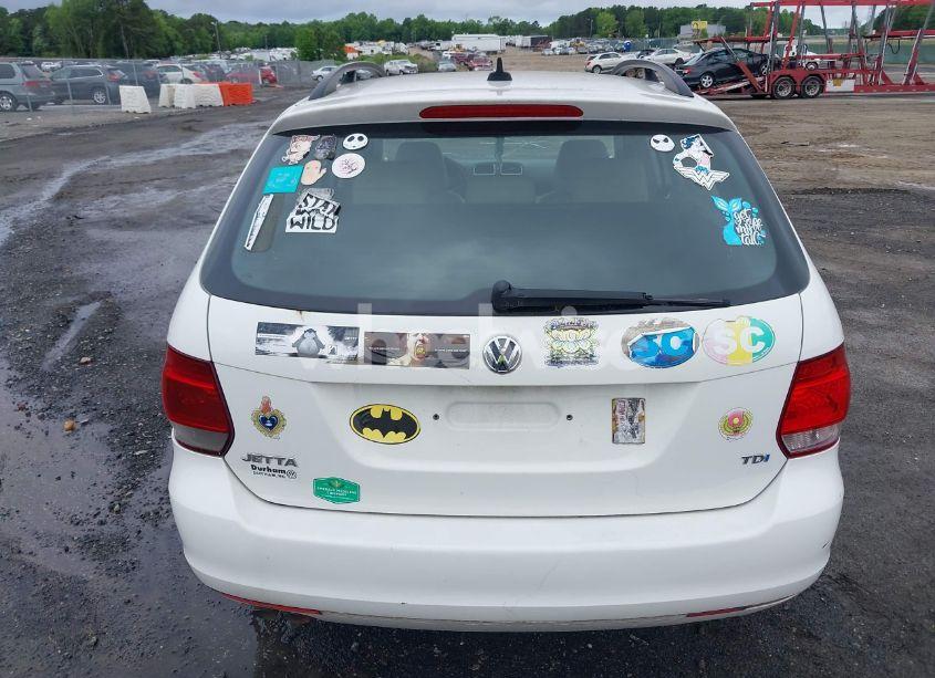 Photo 14 of 2013 Volkswagen Jetta SPORTWAGEN 2.0L TDI (VIN 3VWPL7AJ2DM604624)