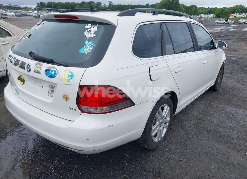 Photo 4 of 2013 Volkswagen Jetta SPORTWAGEN 2.0L TDI (VIN 3VWPL7AJ2DM604624)