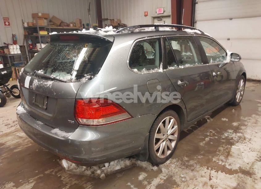 Photo 4 of 2013 Volkswagen Jetta SPORTWAGEN 2.0L TDI (VIN 3VWPL7AJ2DM609371)