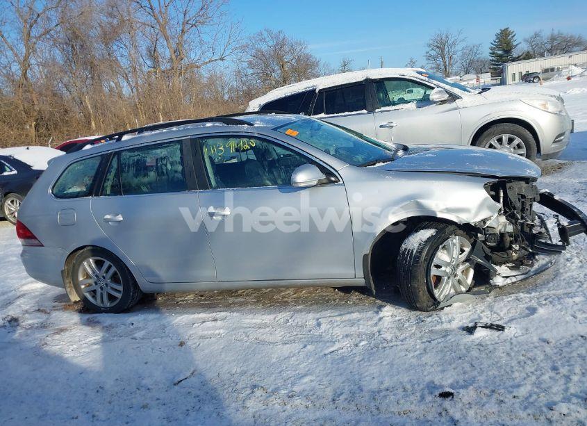 Photo 14 of 2014 Volkswagen Jetta SPORTWAGEN 2.0L TDI (VIN 3VWPL7AJ2EM613843)