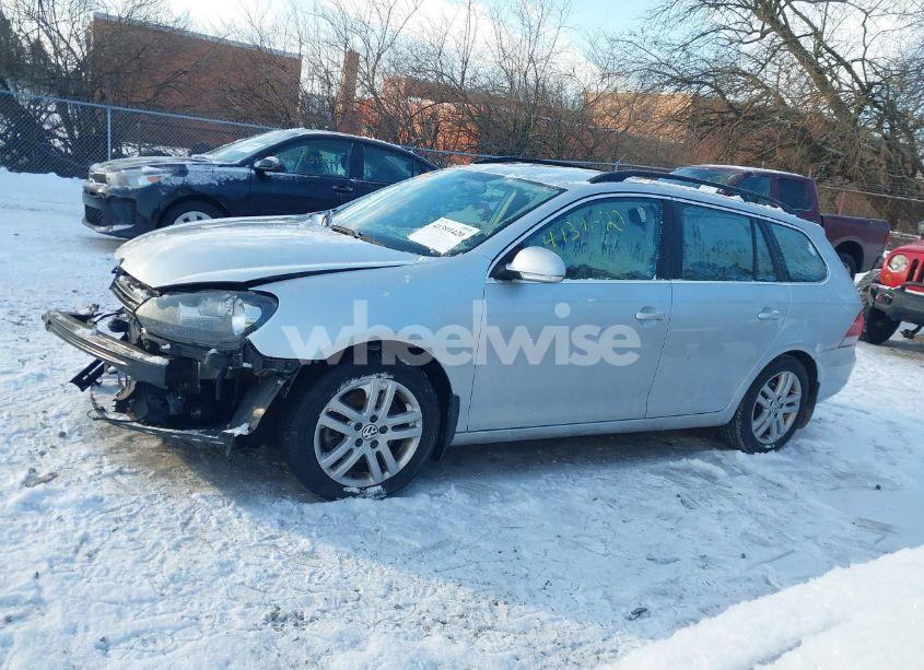 Photo 15 of 2014 Volkswagen Jetta SPORTWAGEN 2.0L TDI (VIN 3VWPL7AJ2EM613843)