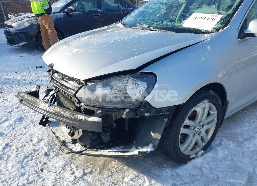 Photo 19 of 2014 Volkswagen Jetta SPORTWAGEN 2.0L TDI (VIN 3VWPL7AJ2EM613843)