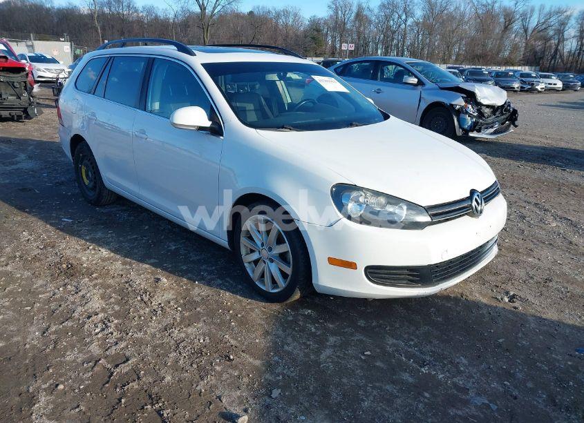 2011 Volkswagen Jetta SPORTWAGEN 2.0L TDI (VIN 3VWPL7AJ3BM698798) main photo