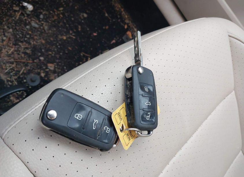 Photo 11 of 2012 Volkswagen Jetta SPORTWAGEN 2.0L TDI (VIN 3VWPL7AJ3CM620183)