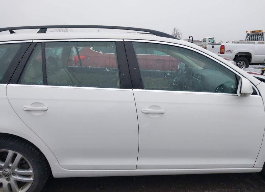 Photo 13 of 2012 Volkswagen Jetta SPORTWAGEN 2.0L TDI (VIN 3VWPL7AJ3CM620183)