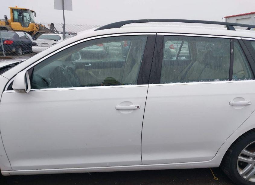 Photo 14 of 2012 Volkswagen Jetta SPORTWAGEN 2.0L TDI (VIN 3VWPL7AJ3CM620183)