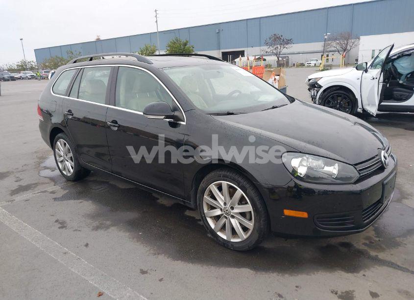 2012 Volkswagen Jetta SPORTWAGEN 2.0L TDI (VIN 3VWPL7AJ3CM657816) main photo