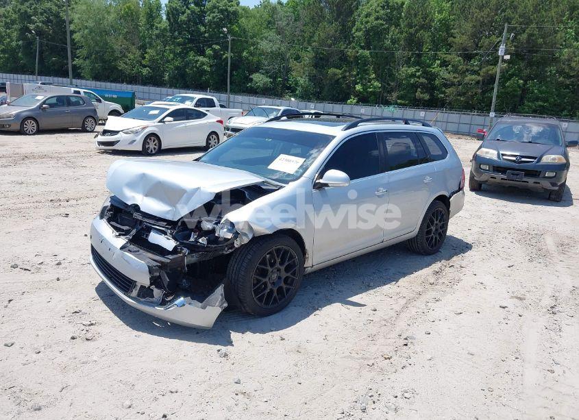 Photo 2 of 2012 Volkswagen Jetta SPORTWAGEN 2.0L TDI (VIN 3VWPL7AJ3CM665981)