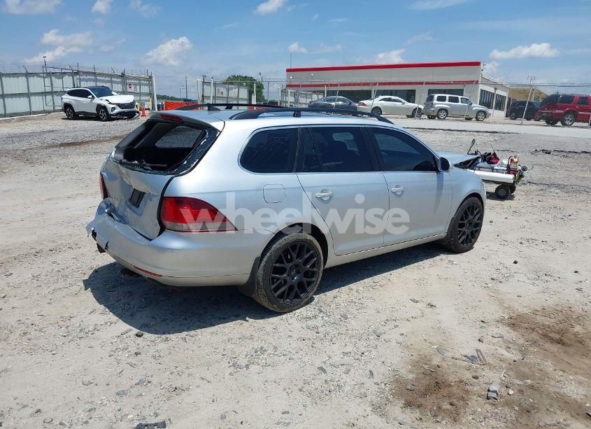 Photo 4 of 2012 Volkswagen Jetta SPORTWAGEN 2.0L TDI (VIN 3VWPL7AJ3CM665981)