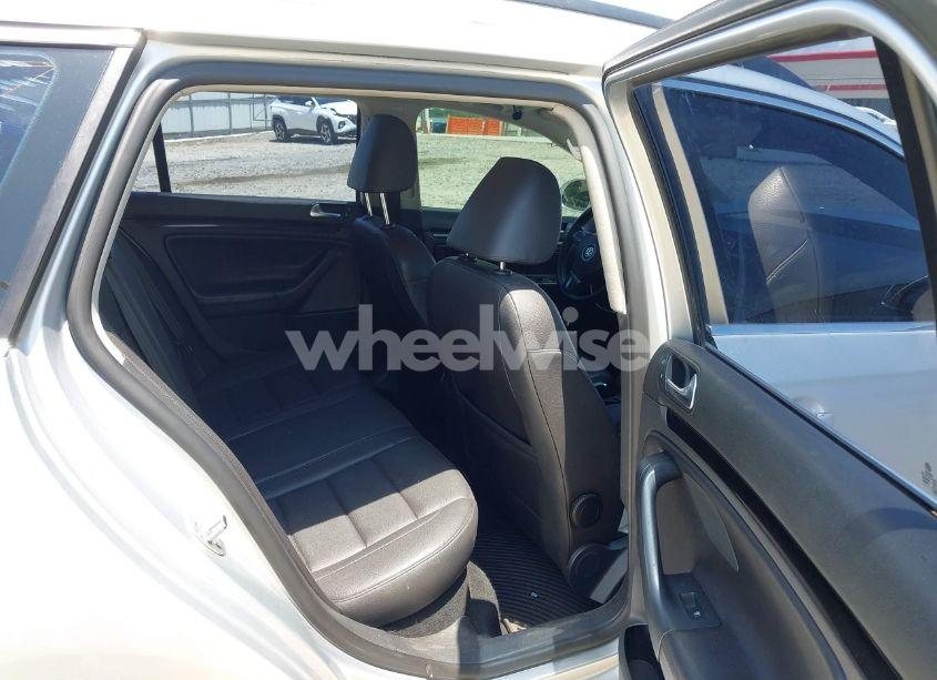 Photo 8 of 2012 Volkswagen Jetta SPORTWAGEN 2.0L TDI (VIN 3VWPL7AJ3CM665981)