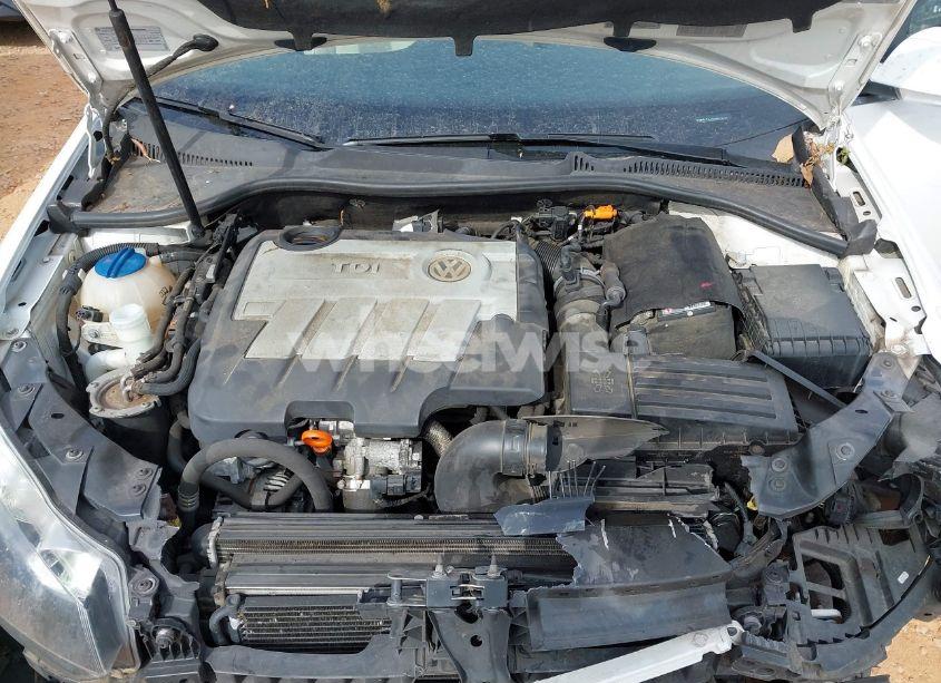 Photo 10 of 2013 Volkswagen Jetta SPORTWAGEN 2.0L TDI (VIN 3VWPL7AJ3DM613395)