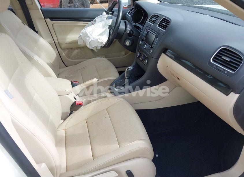 Photo 5 of 2013 Volkswagen Jetta SPORTWAGEN 2.0L TDI (VIN 3VWPL7AJ3DM613395)