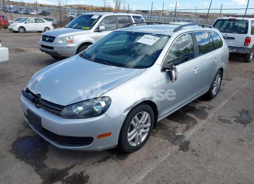 Photo 2 of 2013 Volkswagen Jetta SPORTWAGEN 2.0L TDI (VIN 3VWPL7AJ3DM694141)
