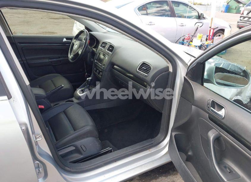 Photo 5 of 2013 Volkswagen Jetta SPORTWAGEN 2.0L TDI (VIN 3VWPL7AJ3DM694141)