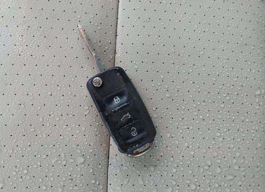 Photo 11 of 2011 Volkswagen Jetta SPORTWAGEN 2.0L TDI (VIN 3VWPL7AJ4BM617579)