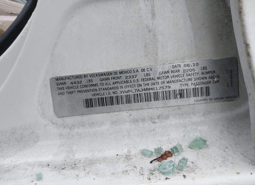 Photo 9 of 2011 Volkswagen Jetta SPORTWAGEN 2.0L TDI (VIN 3VWPL7AJ4BM617579)