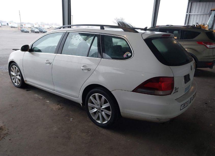 Photo 3 of 2011 Volkswagen Jetta SPORTWAGEN 2.0L TDI (VIN 3VWPL7AJ4BM637444)