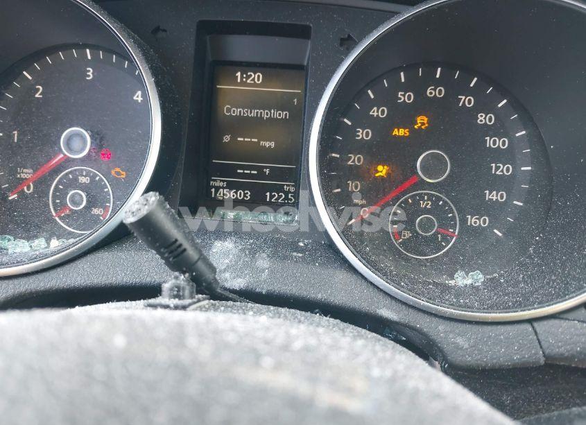 Photo 15 of 2011 Volkswagen Jetta SPORTWAGEN 2.0L TDI (VIN 3VWPL7AJ4BM655880)