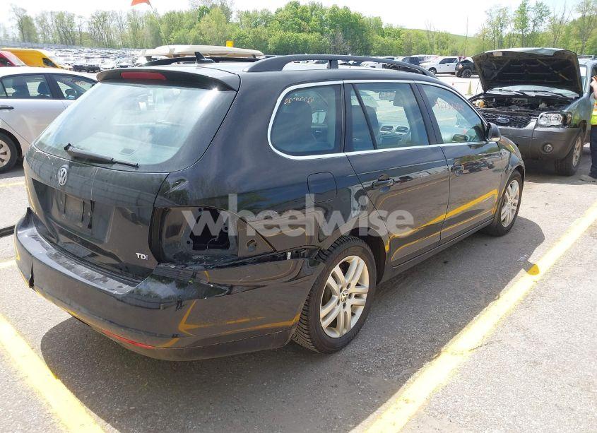 Photo 4 of 2011 Volkswagen Jetta SPORTWAGEN 2.0L TDI (VIN 3VWPL7AJ4BM699006)