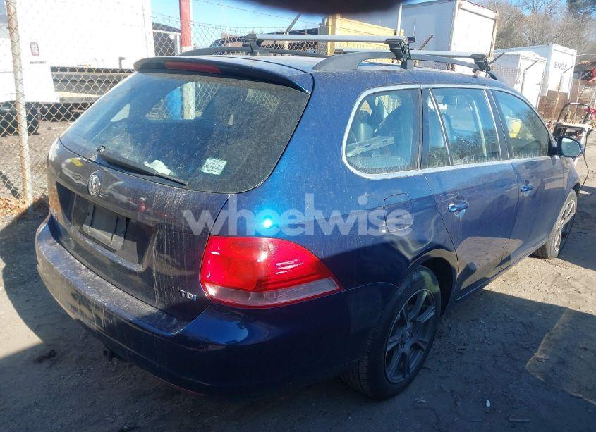 Photo 4 of 2011 Volkswagen Jetta SPORTWAGEN 2.0L TDI (VIN 3VWPL7AJ4BM722588)