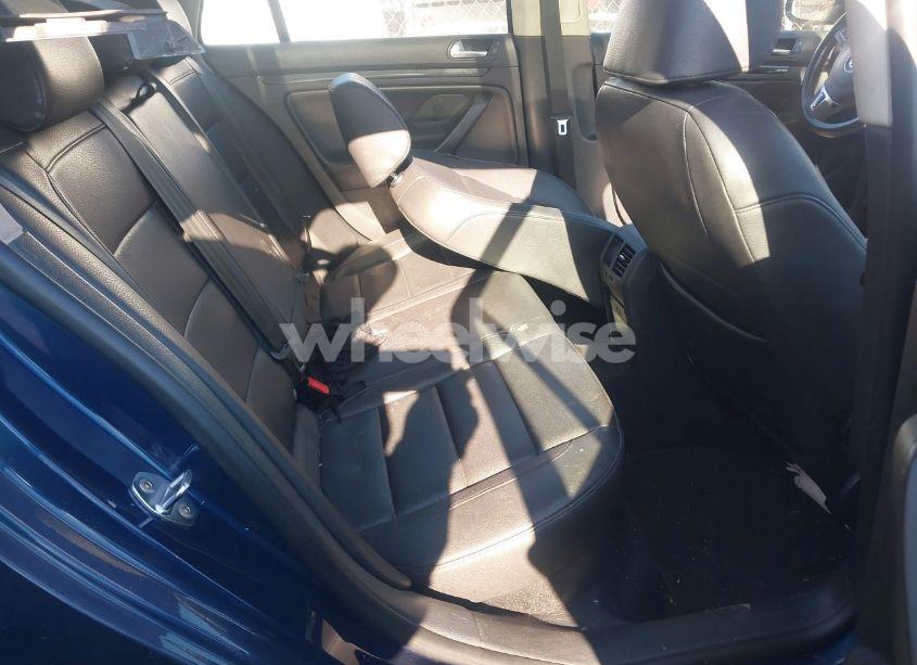 Photo 8 of 2011 Volkswagen Jetta SPORTWAGEN 2.0L TDI (VIN 3VWPL7AJ4BM722588)