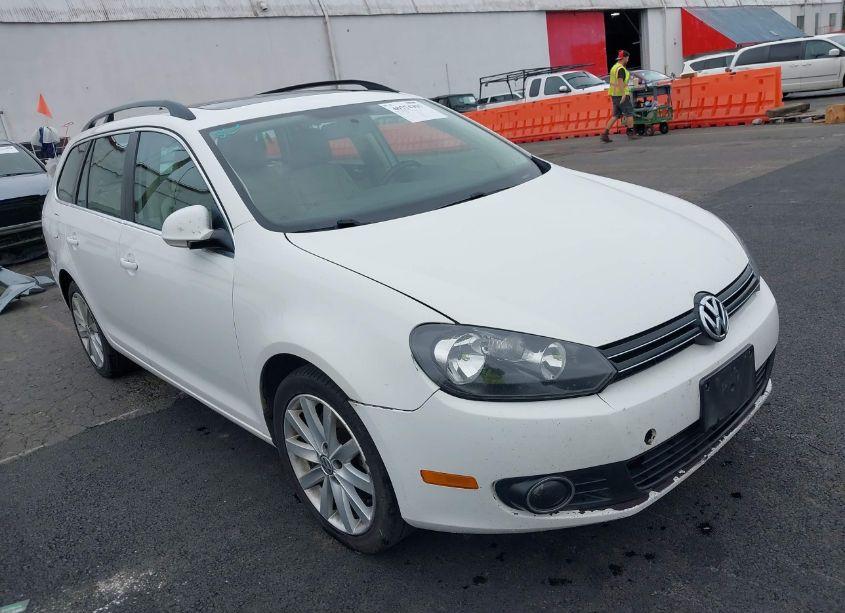2012 Volkswagen Jetta SPORTWAGEN 2.0L TDI (VIN 3VWPL7AJ4CM668999) main photo