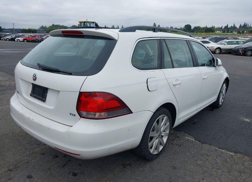 Photo 4 of 2012 Volkswagen Jetta SPORTWAGEN 2.0L TDI (VIN 3VWPL7AJ4CM668999)