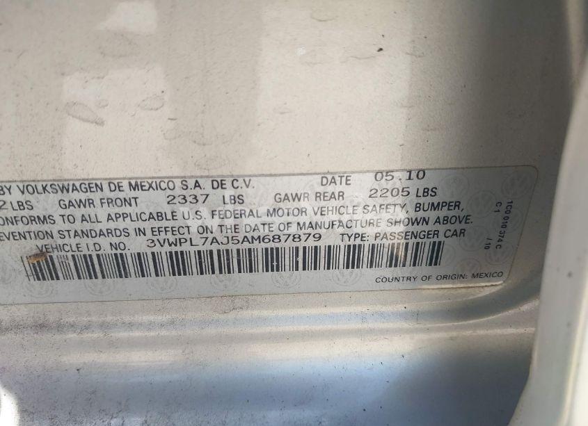 Photo 9 of 2010 Volkswagen Jetta TDI (VIN 3VWPL7AJ5AM687879)