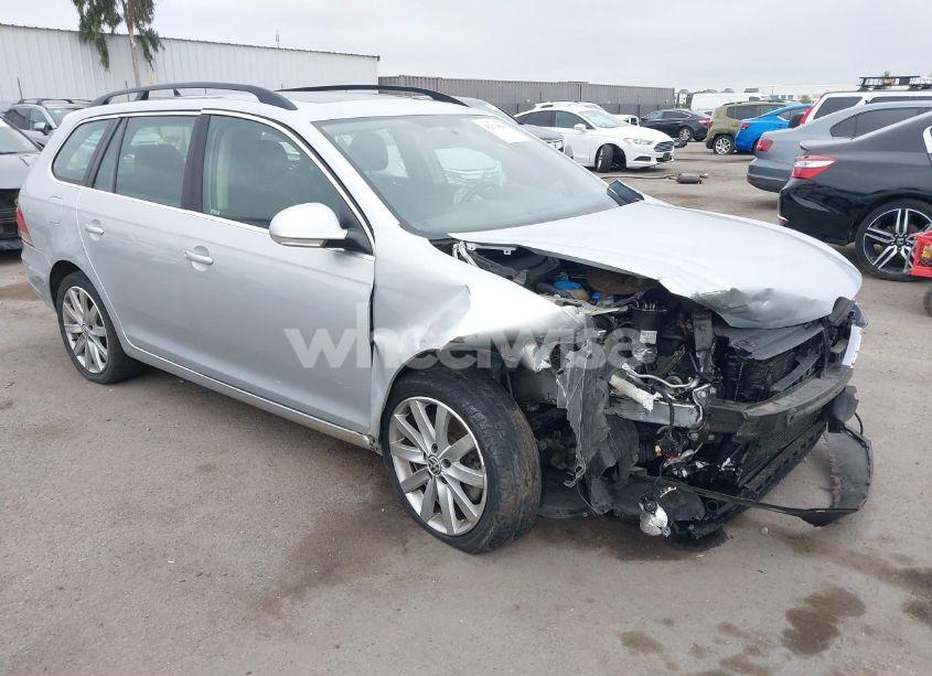 2012 Volkswagen Jetta SPORTWAGEN 2.0L TDI (VIN 3VWPL7AJ5CM713304) main photo