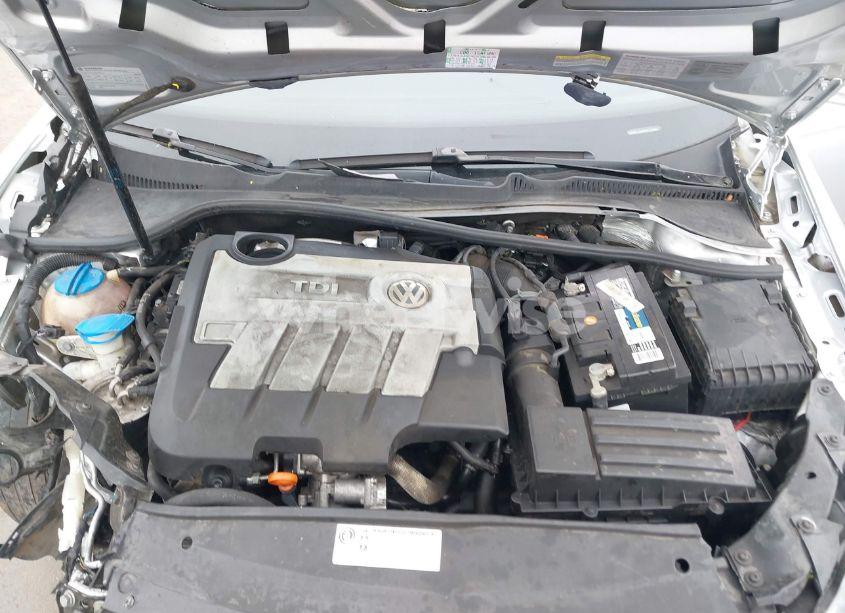 Photo 10 of 2012 Volkswagen Jetta SPORTWAGEN 2.0L TDI (VIN 3VWPL7AJ5CM713304)