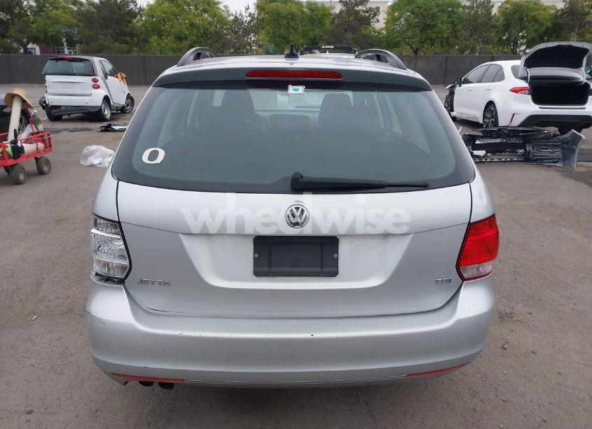 Photo 16 of 2012 Volkswagen Jetta SPORTWAGEN 2.0L TDI (VIN 3VWPL7AJ5CM713304)