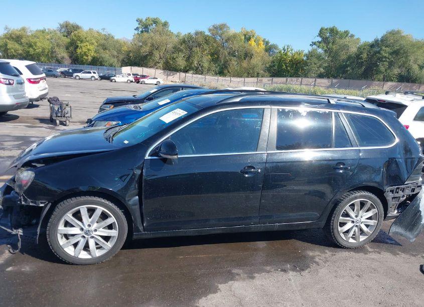 Photo 15 of 2013 Volkswagen Jetta SPORTWAGEN 2.0L TDI (VIN 3VWPL7AJ5DM645071)