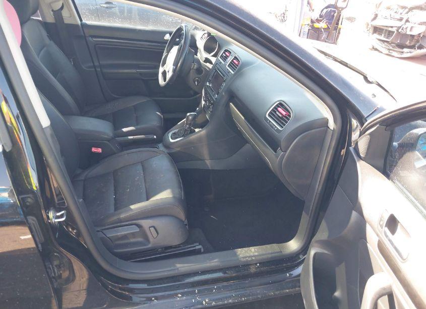 Photo 5 of 2013 Volkswagen Jetta SPORTWAGEN 2.0L TDI (VIN 3VWPL7AJ5DM645071)