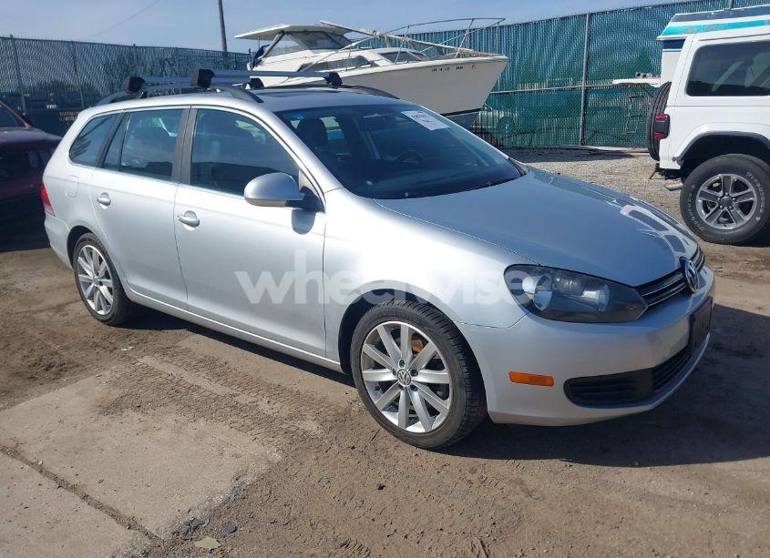 2013 Volkswagen Jetta SPORTWAGEN TDI W/SUNROOF (VIN 3VWPL7AJ5DM663389) main photo