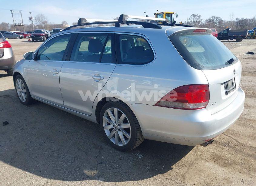 Photo 3 of 2013 Volkswagen Jetta SPORTWAGEN TDI W/SUNROOF (VIN 3VWPL7AJ5DM663389)