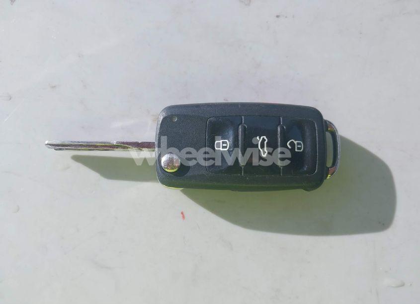 Photo 11 of 2013 Volkswagen Jetta SPORTWAGEN TDI W/SUNROOF (VIN 3VWPL7AJ5DM677681)